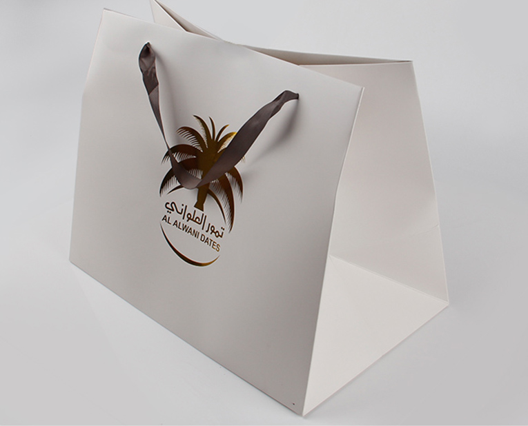 飛墨?不存在噠,這根本阻礙不了珠寶首飾紙袋工廠的精品之作 飛墨?不存在噠,這根本阻礙不了珠寶首飾紙袋工廠的精品之作