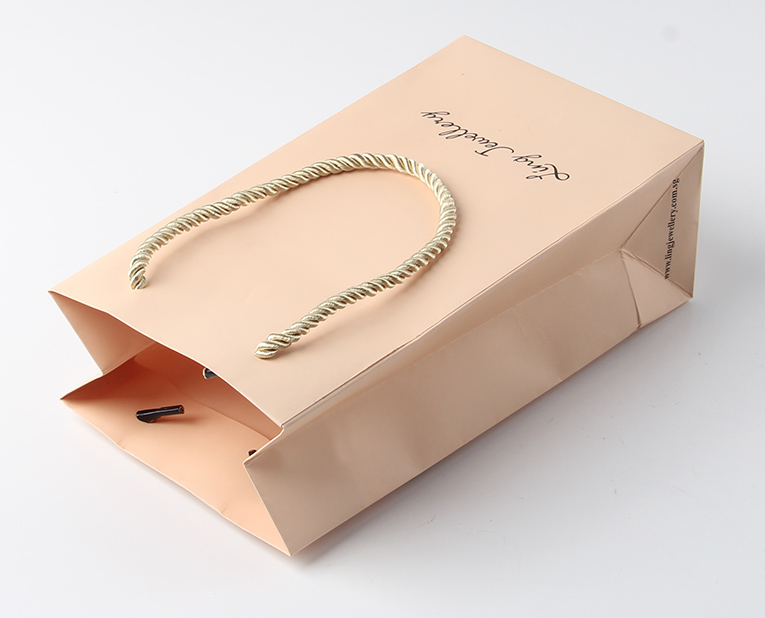 化妝品紙袋覆膜脫落？因為工廠忘記了這兩點