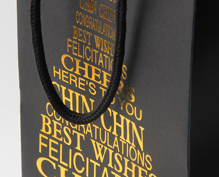 皮具禮品袋定做的質量，其實能由&ldquo;啞巴&rdquo;傳遞出來