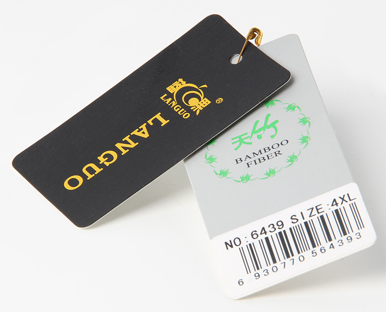 在選擇服裝紙牌定做工藝時,客人并不是最大的 在選擇服裝紙牌定做工藝時,客人并不是最大的