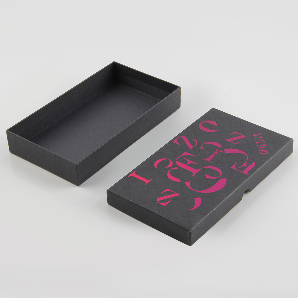 如果內衣精裝盒廠是細心分析你的特種紙,是不會出現粘壞的 如果內衣精裝盒廠是細心分析你的特種紙,是不會出現粘壞的