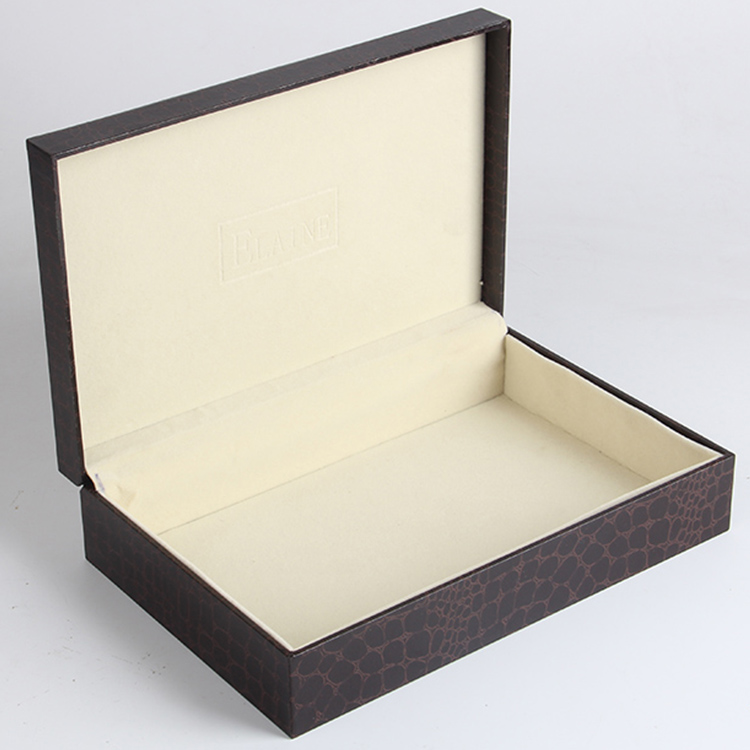 實(shí)地考察你以為是看啥？想不被坑，得看手表精裝盒生產(chǎn)廠家門道