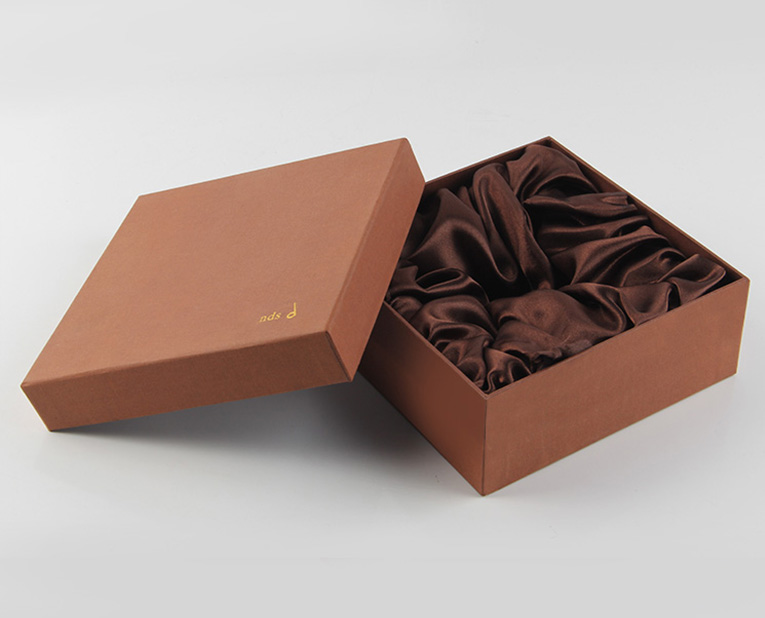 高檔手表盒色丁布內(nèi)托 高檔手表盒色丁布內(nèi)托