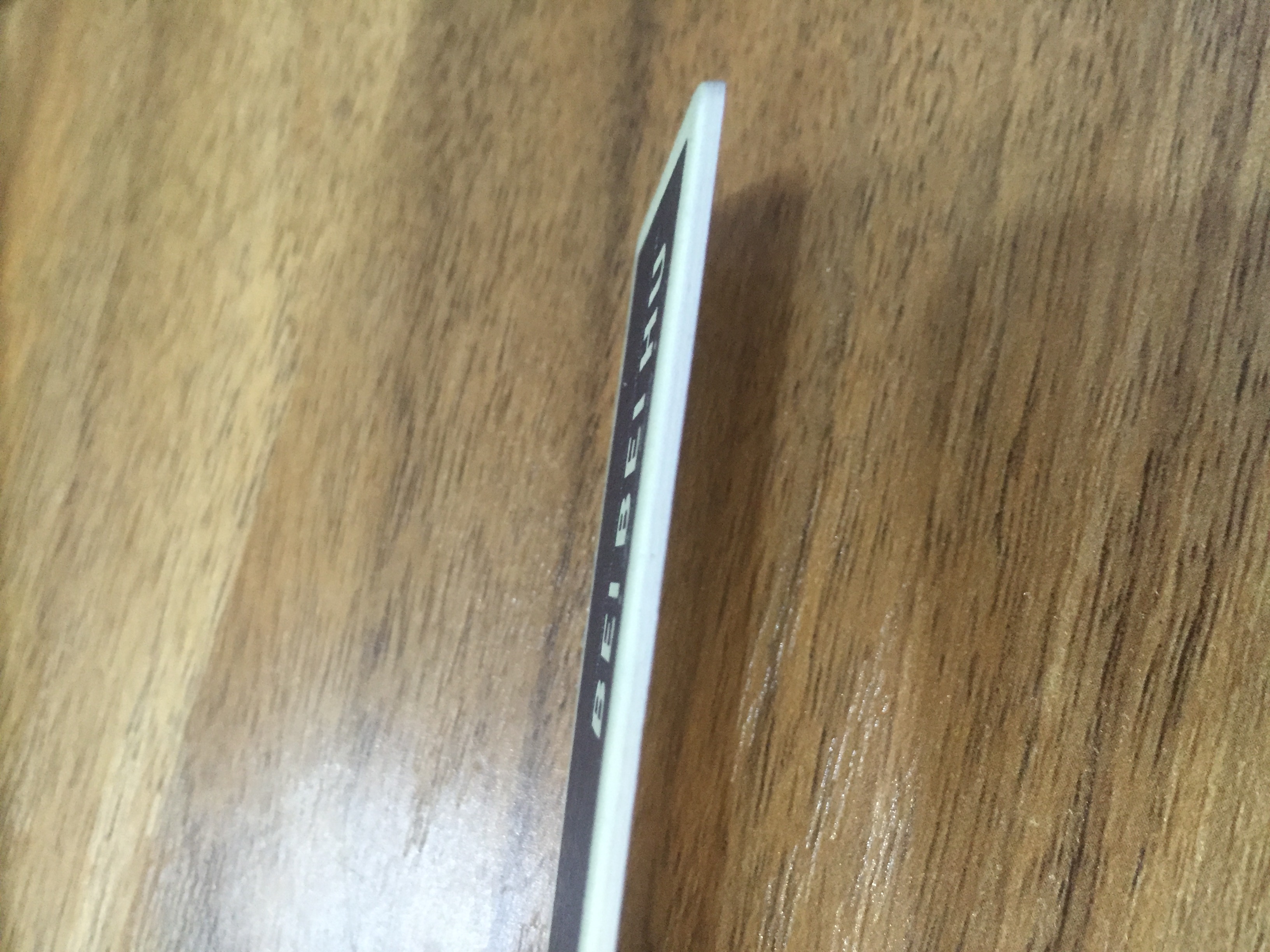 淺談一下高檔的領帶吊牌,這樣做有什么收益 淺談一下高檔的領帶吊牌,這樣做有什么收益