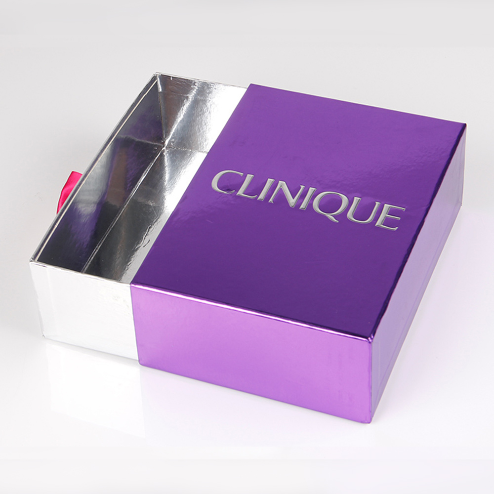 在相機(jī)紙盒定做的內(nèi)托中，能這樣消除不完美帶來的痛感