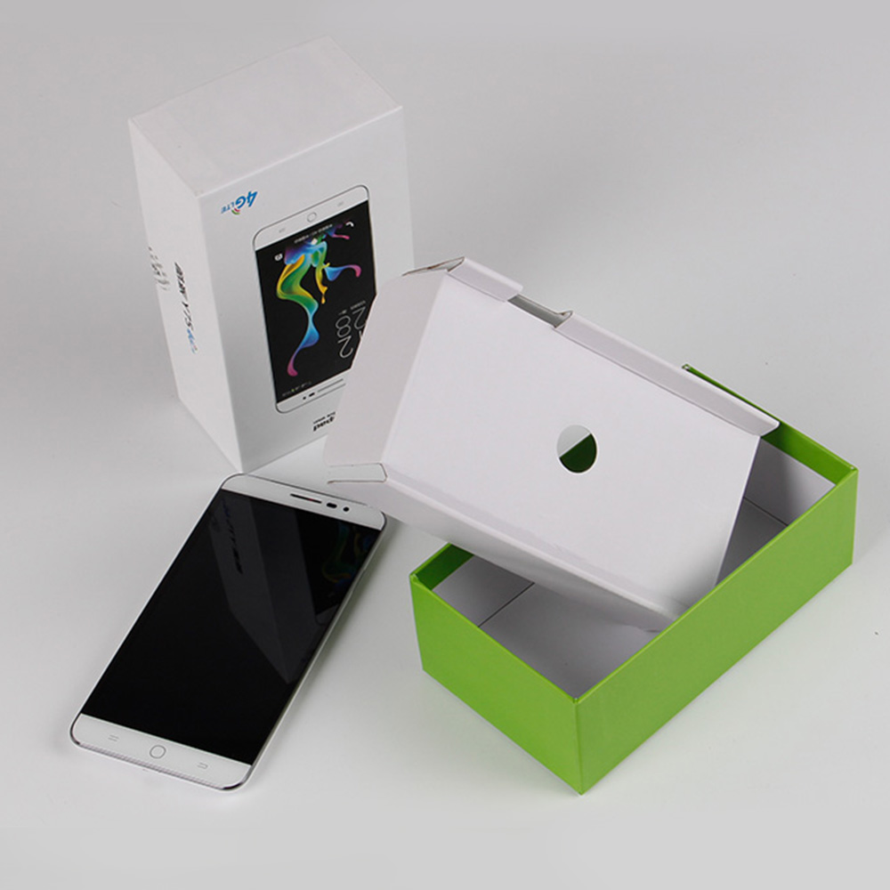 手機盒工廠的師傅開V槽并不是看著那么簡單 手機盒工廠的師傅開V槽并不是看著那么簡單