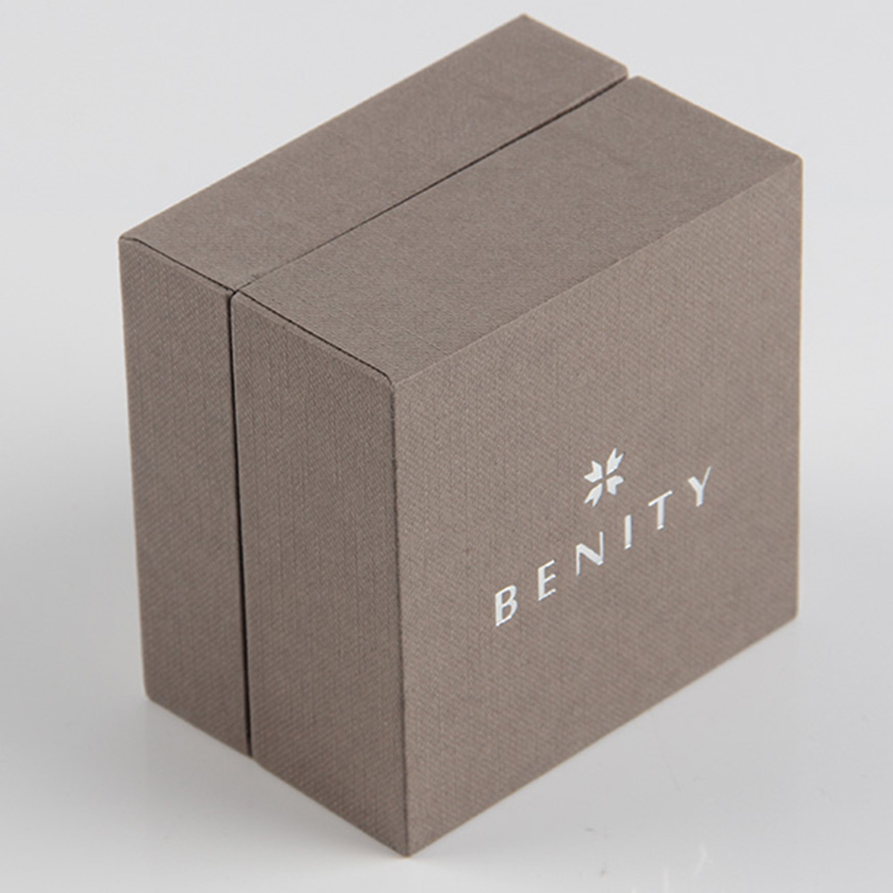 2個提升天地蓋禮品盒定做效果的工藝黑科技 2個提升天地蓋禮品盒定做效果的工藝黑科技