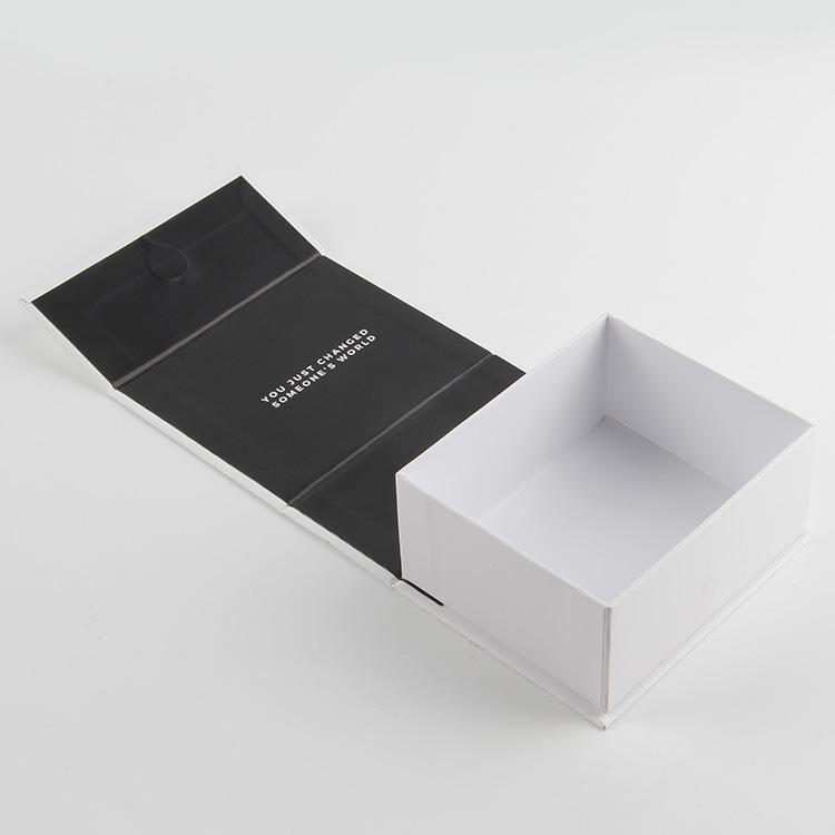 V槽工藝在戒指盒定做中所面臨的優勢和問題