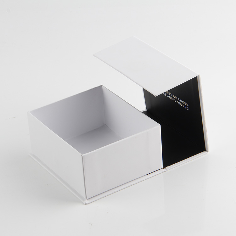 V槽工藝在戒指盒定做中所面臨的優勢和問題