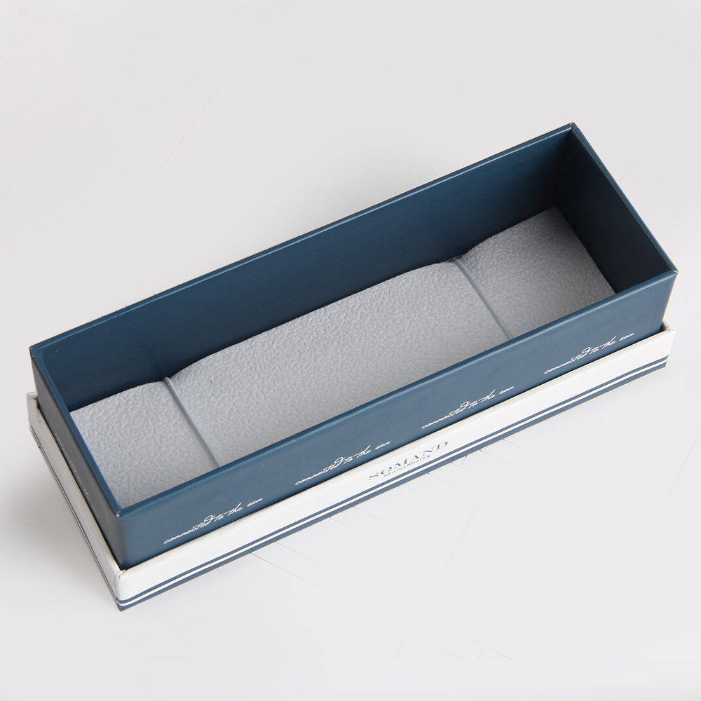 黑卡紙是目前手表紙袋制造商的最優解之一