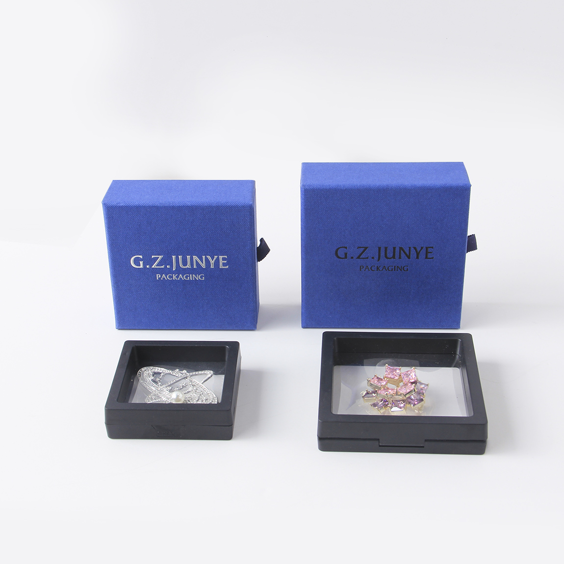 紙質(zhì)珠寶包裝盒會有哪些生產(chǎn)上的細(xì)節(jié)需要注意? 紙質(zhì)珠寶包裝盒會有哪些生產(chǎn)上的細(xì)節(jié)需要注意?